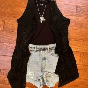 POL Black Vest with embroidered shoulder Black Medium